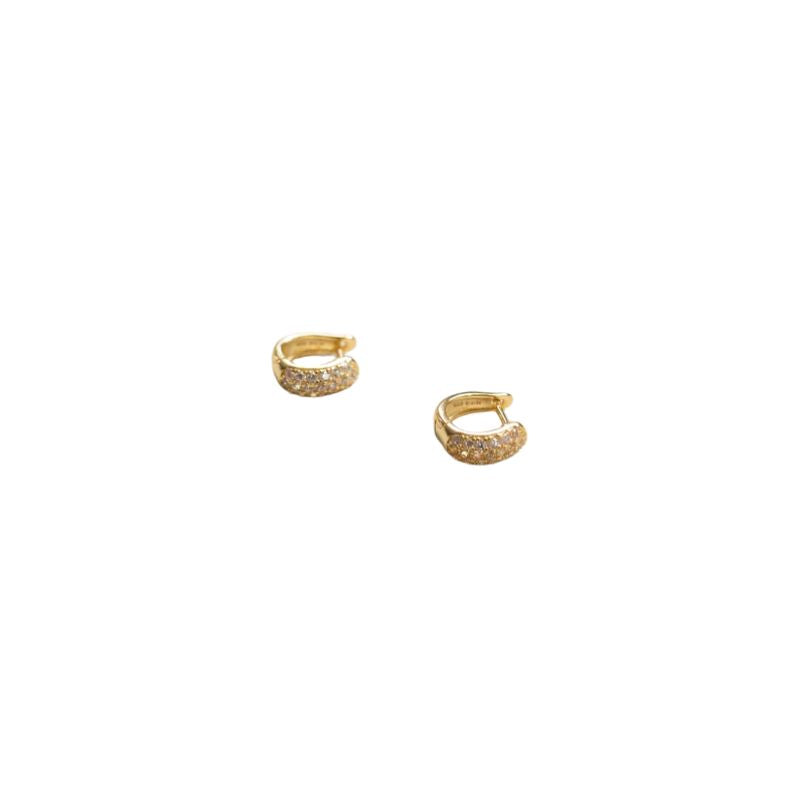 Les boucles d’oreilles LUNA